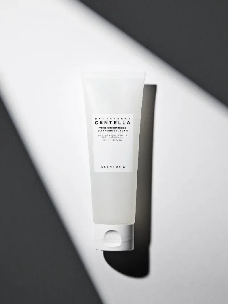 Skin1004 - Madagascar Centella Tone Brightening Cleansing Gel Foam 125ml 4 Skin1004 - Madagascar Centella Tone Brightening Cleansing Gel Foam 125ml