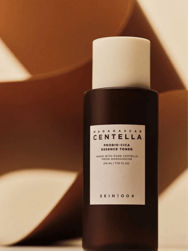 Skin1004 - Madagascar Centella Probio-Cica Essnece Toner 210ml